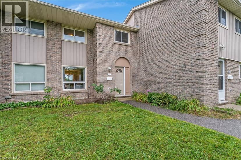25 UPPER CANADA Drive Unit# 23 — photo 1 of 28