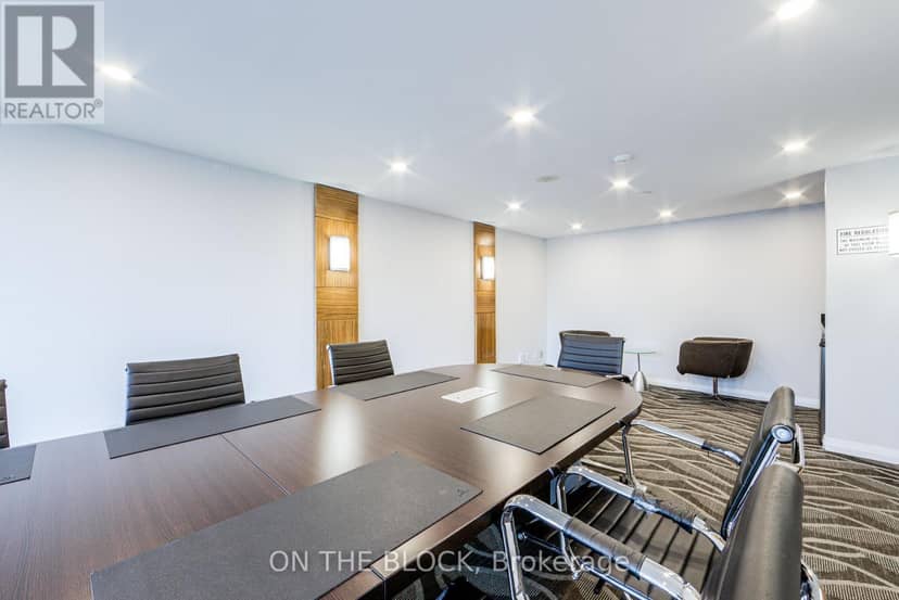 1515 - 230 Queens Quay W — photo 30 of 40