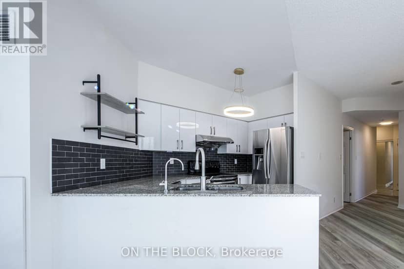 1515 - 230 Queens Quay W — photo 9 of 40