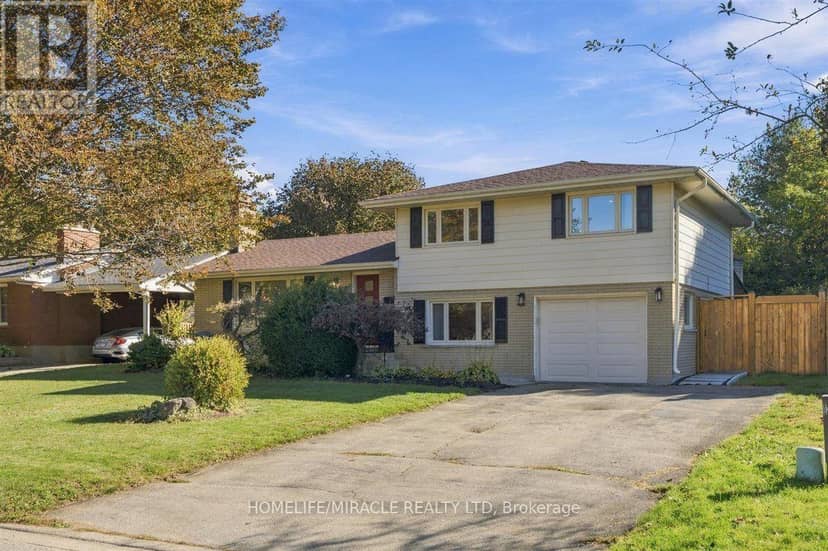 15 Meadow Road — photo 3 of 33