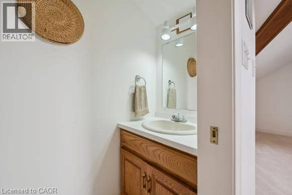 35 HUNTINGDALE Drive — photo 39 of 40