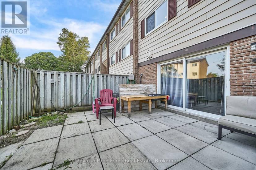 39 - 321 Blackthorn Street — photo 23 of 24