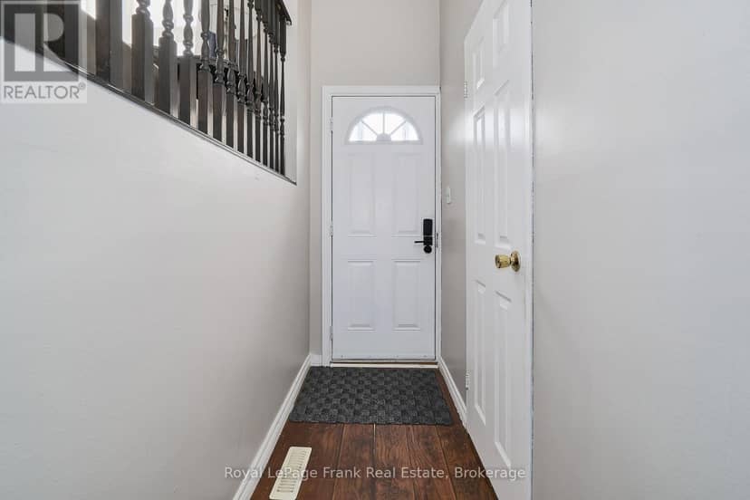 39 - 321 Blackthorn Street, Oshawa, photo 3