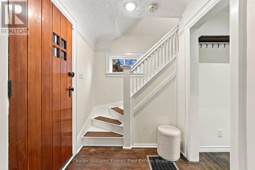 286 Gliddon Avenue — photo 18 of 40