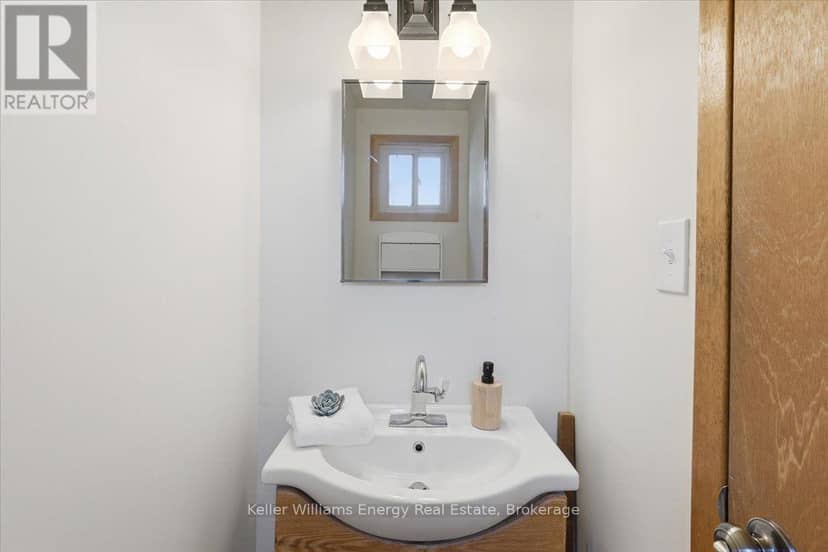 724 Clifton Drive, Oshawa, photo 8