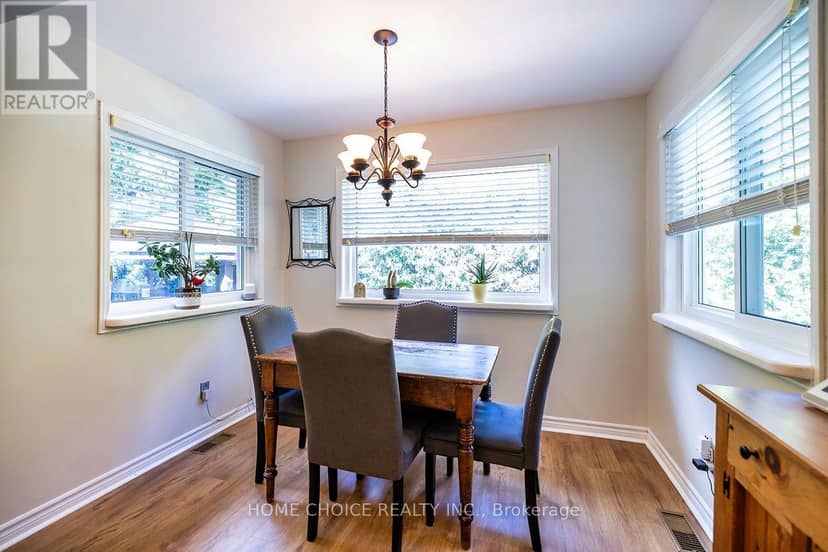 1206 Northgate Crescent — photo 11 of 40