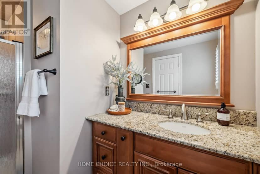 1206 Northgate Crescent — photo 27 of 40