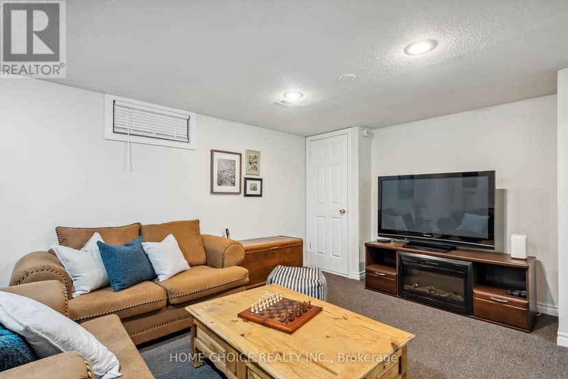 1206 Northgate Crescent — photo 39 of 40
