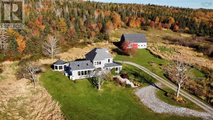 450 Hillsdale Road, Sandfield, photo 3