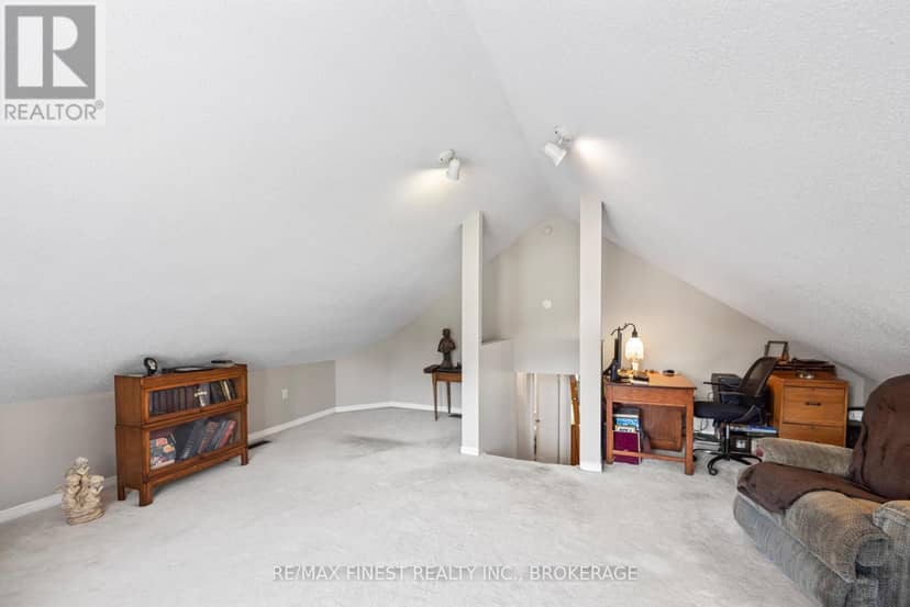 941 Malvern Terrace — photo 31 of 40