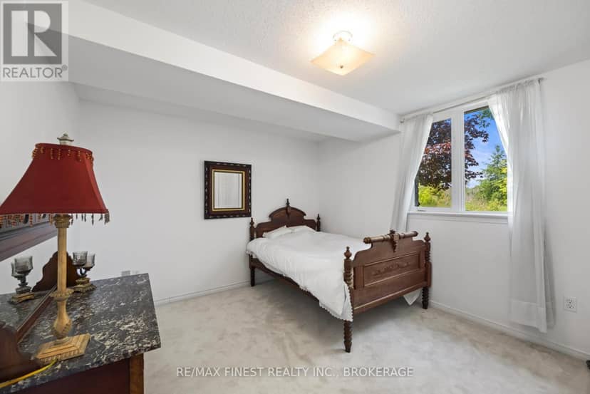 941 Malvern Terrace — photo 39 of 40