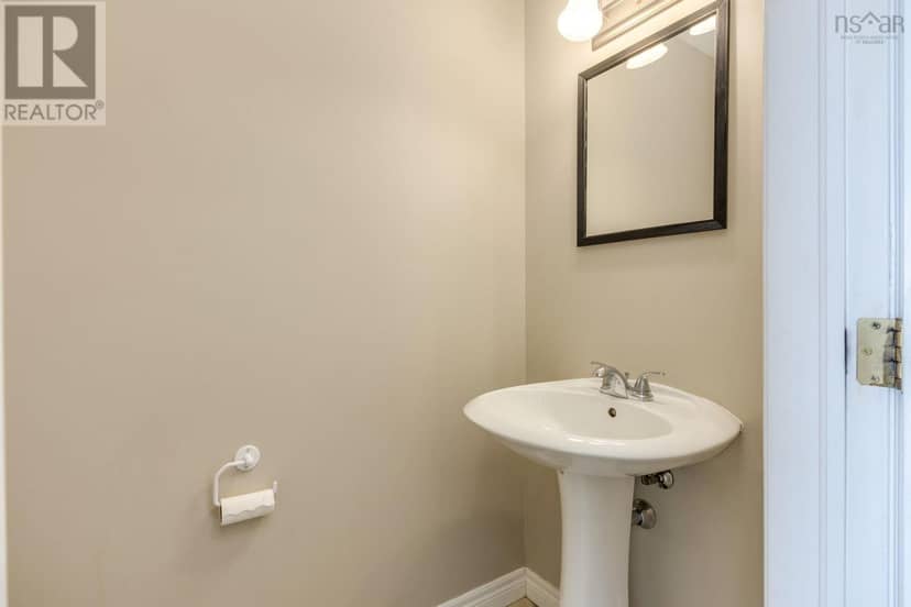 3804 Memorial Drive — photo 13 of 38