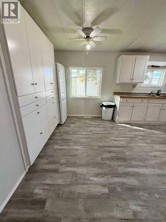 10 Kaybob Trailer Crt, Fox Creek, photo 5