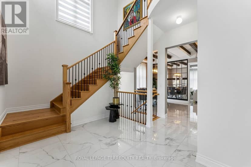 7 Ballanview Court, Whitchurch-Stouffville, photo 4