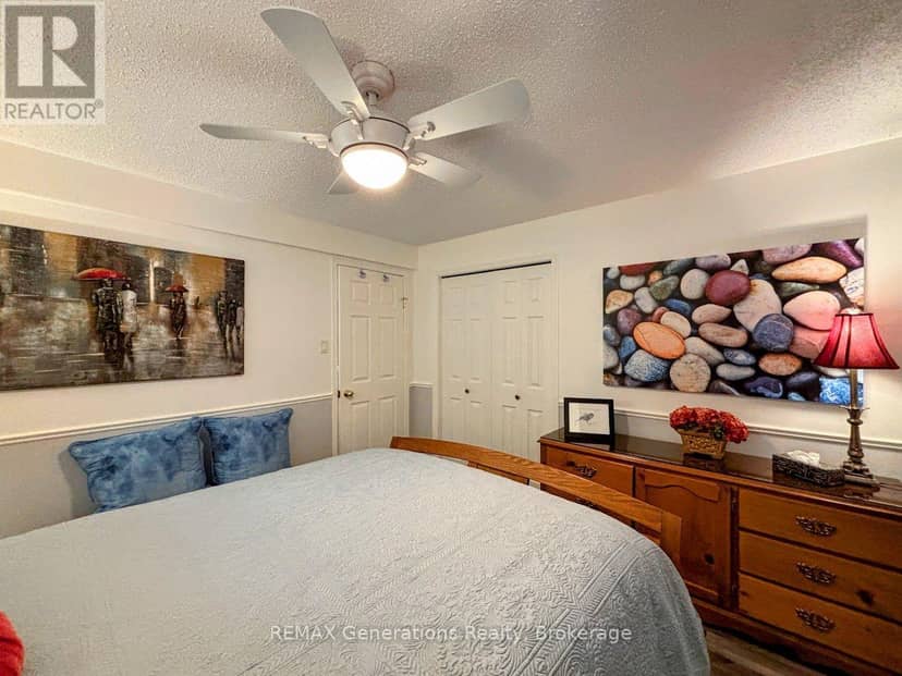 3 Cedar Walk — photo 21 of 40