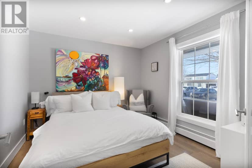 45 Earl Drive — photo 18 of 40