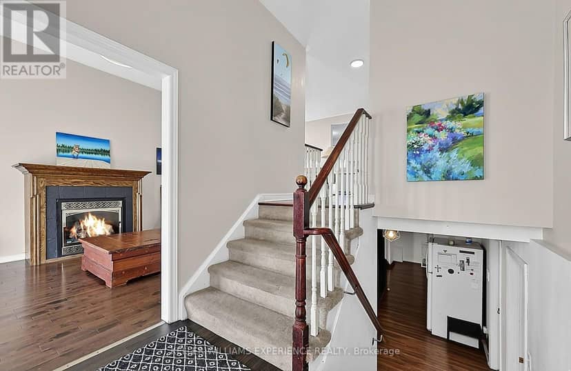 169 Emms Drive, Barrie, photo 7