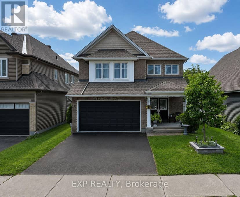 273 Gracewood Crescent — photo 1 of 40