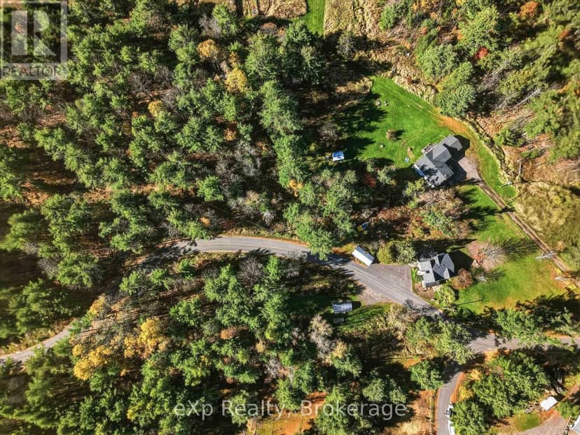 1003 Silver Lake Road, Gravenhurst