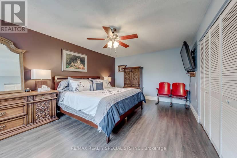 4089 Barbican Drive — photo 23 of 40