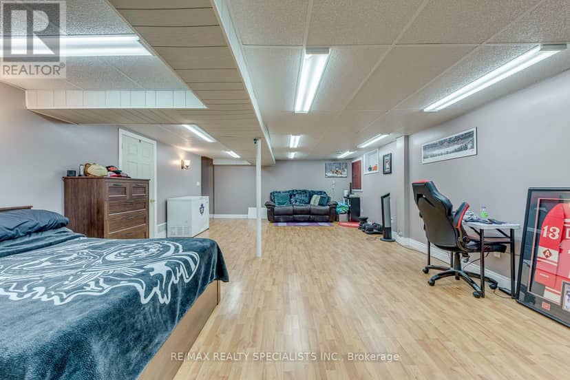 4089 Barbican Drive — photo 34 of 40