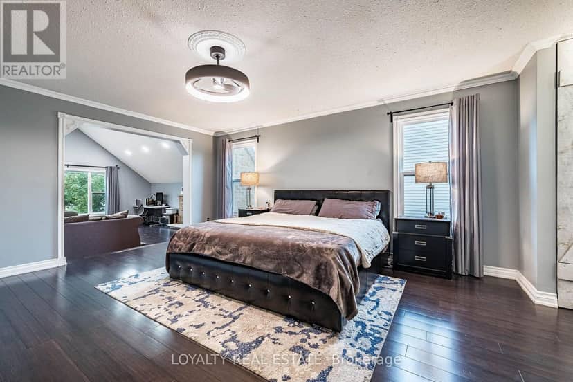52 Newcastle Crescent — photo 13 of 26