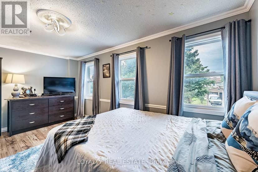 52 Newcastle Crescent — photo 16 of 26