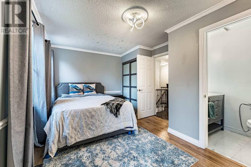 52 Newcastle Crescent — photo 17 of 26