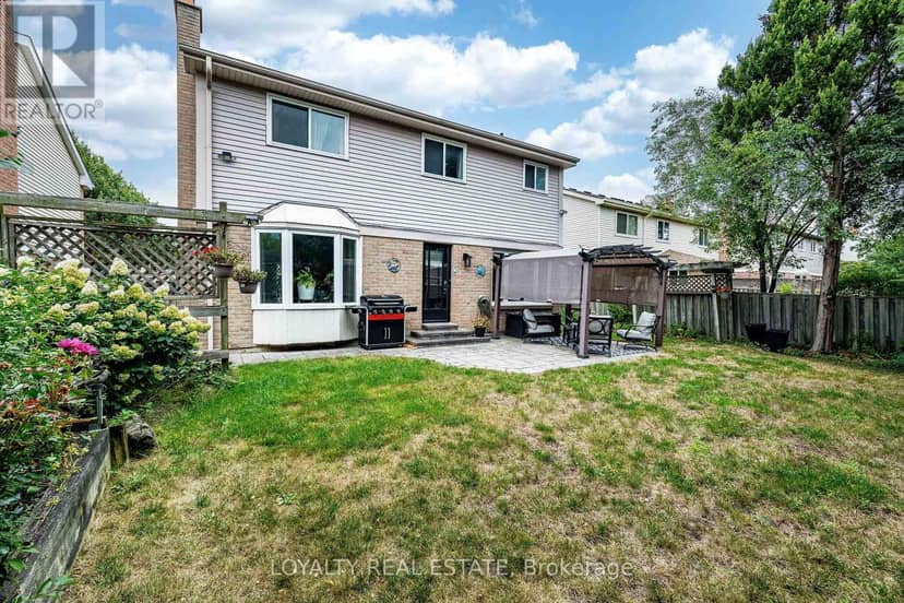 52 Newcastle Crescent — photo 26 of 26