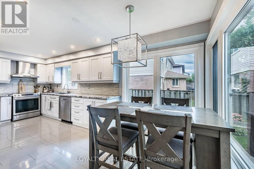 52 Newcastle Crescent — photo 9 of 26
