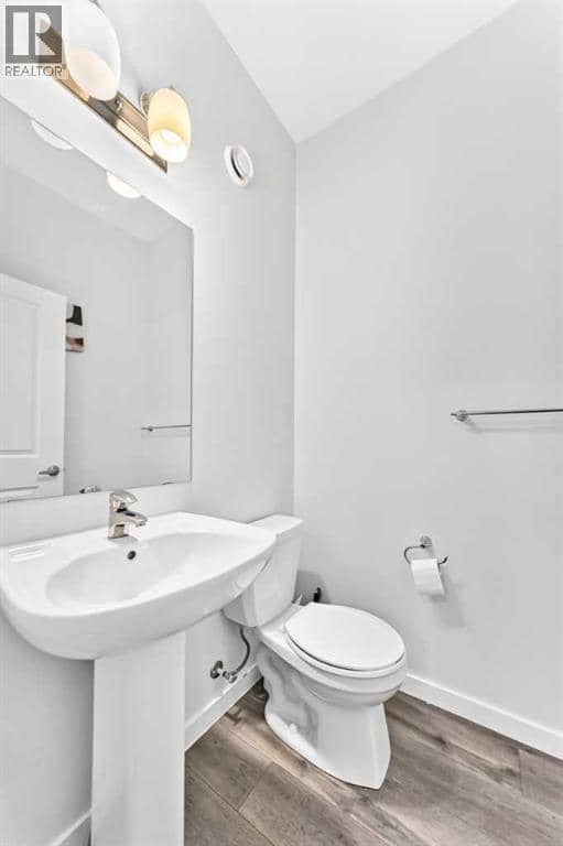 46 Lucas Heights NW — photo 12 of 40