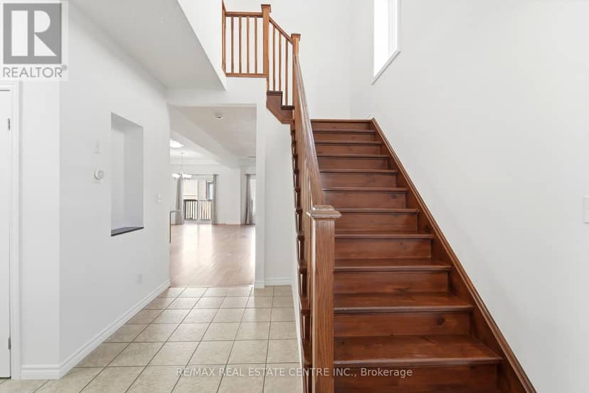 83 Yates Avenue — photo 11 of 32