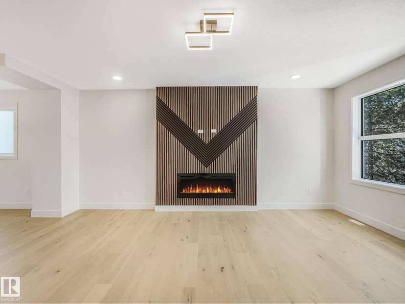10963 129 ST NW — photo 9 of 32