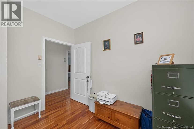 28 Church Hill Road — photo 17 of 40