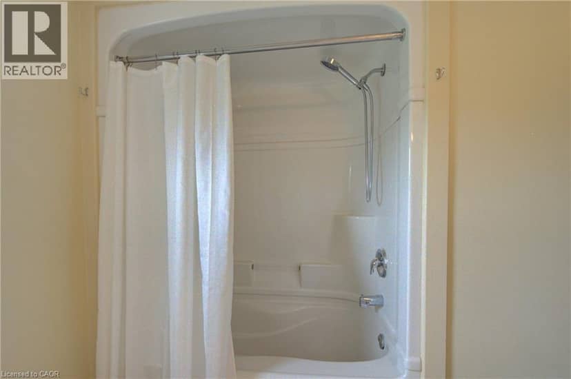 9 SALISBURY Avenue — photo 19 of 32