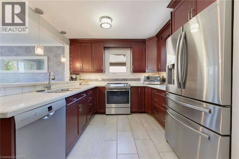 38 ADMIRAL Road — photo 9 of 27