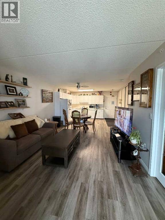 301, 4514 54 Avenue, Olds, photo 6