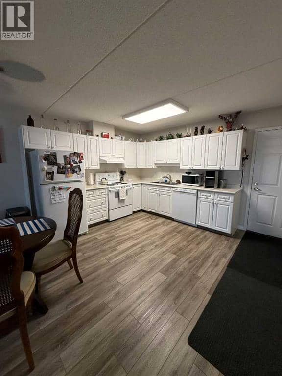 301, 4514 54 Avenue, Olds, photo 7