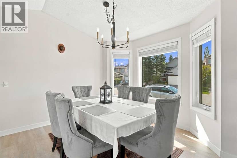 179 Citadel Close NW — photo 9 of 37