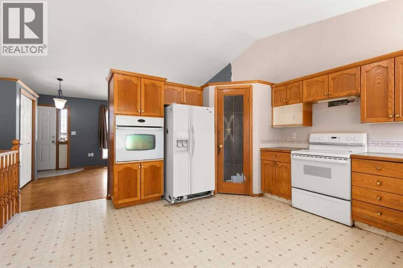 2385 Hatcher Drive NE, Medicine Hat, photo 7