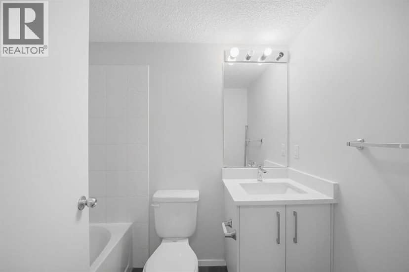 1317, 4641 128 Avenue NE — photo 35 of 40
