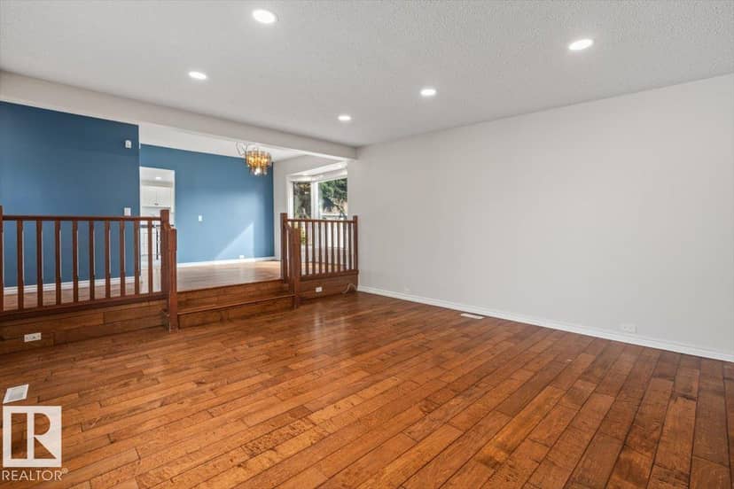 3607 106A ST NW — photo 10 of 40