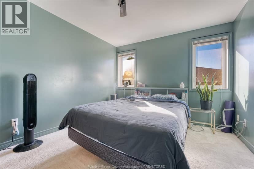 1583 Chateau Avenue — photo 15 of 34