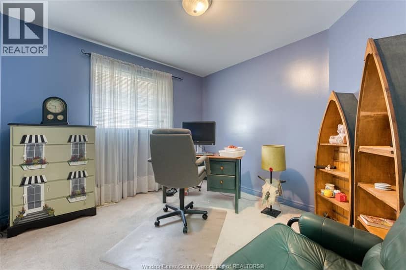 1583 Chateau Avenue — photo 18 of 34