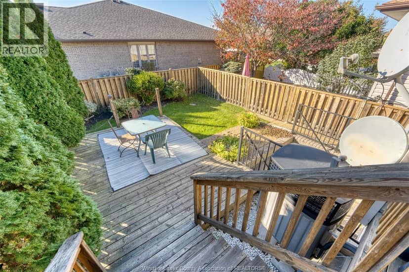 1583 Chateau Avenue — photo 26 of 34
