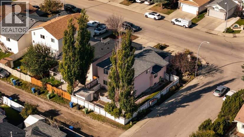 863 Applewood Drive SE, Calgary, photo 2