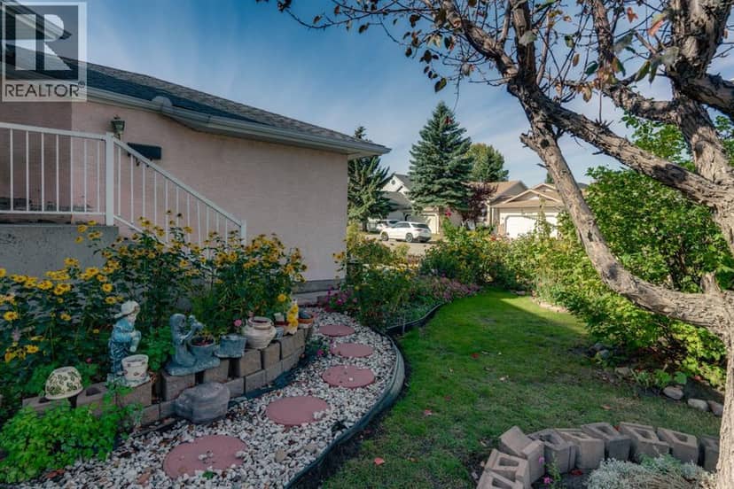 863 Applewood Drive SE — photo 32 of 39