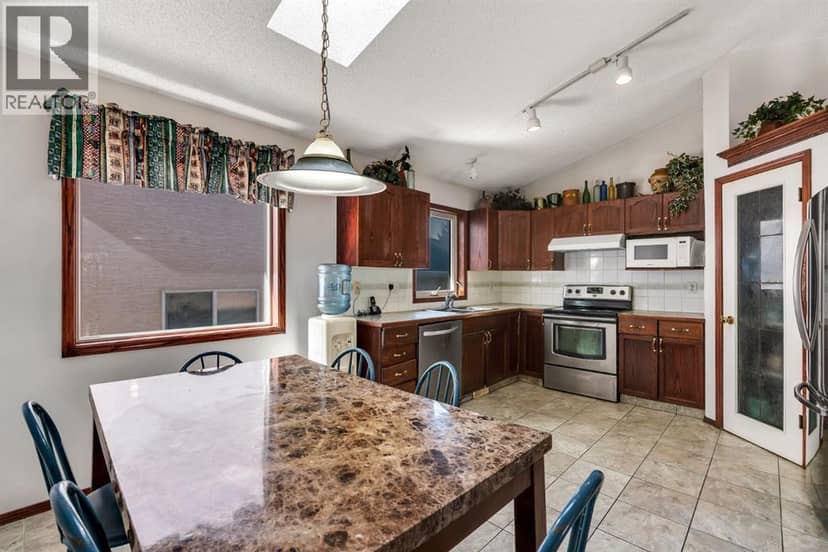 863 Applewood Drive SE — photo 14 of 39