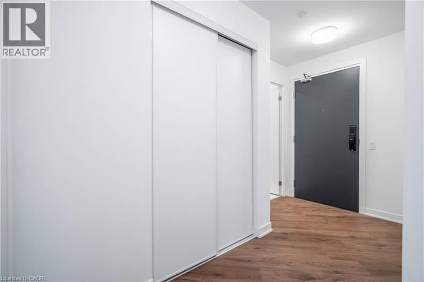 395 DUNDAS Street W Unit# 801 — photo 5 of 22