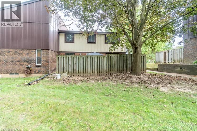 45 MARKSAM Road Unit# 121, Guelph, photo 2